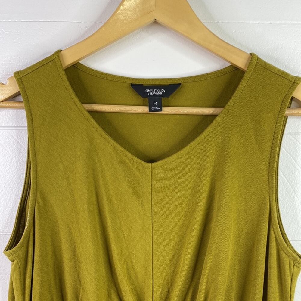 SIMPLY VERA‎ VERAWANG Pea Green Dressy Pleated Front Tank Top Blouse Size Medium - Picture 3 of 7